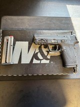 SMITH & WESSON 12436 M&P Shield EZ M2.0 9mm 9MM LUGER (9X19 PARA) - 2 of 3