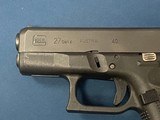 GLOCK 26 G27 Gen 4 subcompact 40SW pocket pistol - 4 of 7