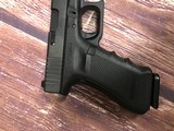 Glock G22 Gen 4 .40 S&W - 5 of 6