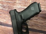 Glock G22 Gen 4 .40 S&W - 4 of 6