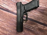 Glock G22 Gen 4 .40 S&W - 2 of 6