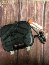 Glock G22 Gen 4 .40 S&W - 1 of 6