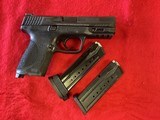 SMITH & WESSON M&P 2.0 - 2 of 4