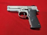 SMITH & WESSON MODEL 5946 9MM LUGER (9X19 PARA) - 2 of 2