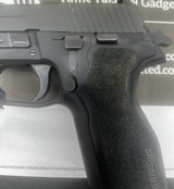 SIG SAUER 226 40 CALIBER - 5 of 6