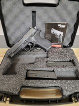 SIG SAUER P226 NITRON - 1 of 4