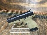 BERETTA APX 9MM LUGER (9X19 PARA) - 1 of 4