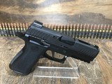SIG SAUER P320 X-CARRY - 3 of 5