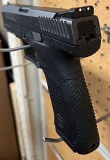 CZ P-10 C 9MM LUGER (9X19 PARA) - 2 of 6