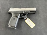 SMITH & WESSON SW40VE .40 S&W - 2 of 2
