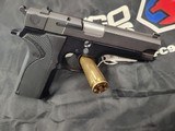 SMITH & WESSON 915 - 2 of 2