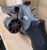 TAURUS 608 - 8 shot ported barrel - 2 of 5