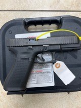 GLOCK 22 gen 5 - 3 of 4