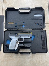 CANIK CANIK METE SFX - 1 of 4