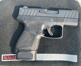 BERETTA APX-A1 Carry - 2 of 2