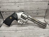 SMITH & WESSON 686-1 - 1 of 7