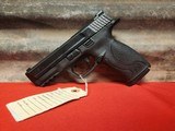 SMITH & WESSON M&P40 .40 S&W - 2 of 2