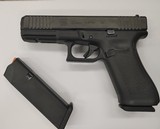 GLOCK G22 GEN 5 .40 S&W - 1 of 1