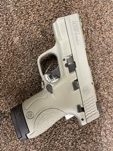 SMITH & WESSON M&P 9 sheild - 1 of 3