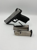 SMITH & WESSON SD40 VE .40 S&W - 5 of 5