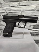 HECKLER & KOCH USP V1 - 3 of 5