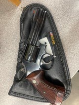 SMITH & WESSON 586 - 2 of 2