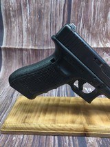 GLOCK 22 G22 GEN 4 (Night Sights) - 4 of 6