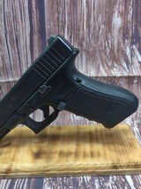 GLOCK 22 G22 GEN 4 (Night Sights) - 3 of 6