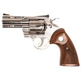 COLT PYTHON .357 - 2 of 3