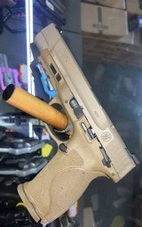 SMITH & WESSON M&P9 2.0 FDE 9MM LUGER (9X19 PARA) - 2 of 5
