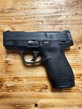 SMITH & WESSON M&P 9 SHIELD 9MM LUGER (9X19 PARA) - 1 of 2
