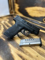 SMITH & WESSON M&P 9 SHIELD 9MM LUGER (9X19 PARA) - 2 of 2