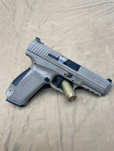 CANIK CANIK TP9SF 9MM LUGER (9X19 PARA) - 1 of 3