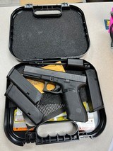 GLOCK 31 G31 GEN 4 .357 SIG - 1 of 5