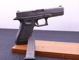 GLOCK 22 G22 GEN 4 .40 S&W - 1 of 7