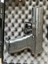 HECKLER & KOCH P2000 - 2 of 7