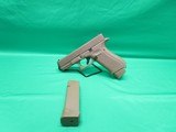 GLOCK 19x - 1 of 5