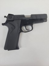 SMITH & WESSON 910 9MMX19 - 2 of 3