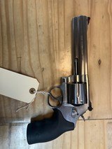 SMITH & WESSON 686 .357 MAG - 1 of 3