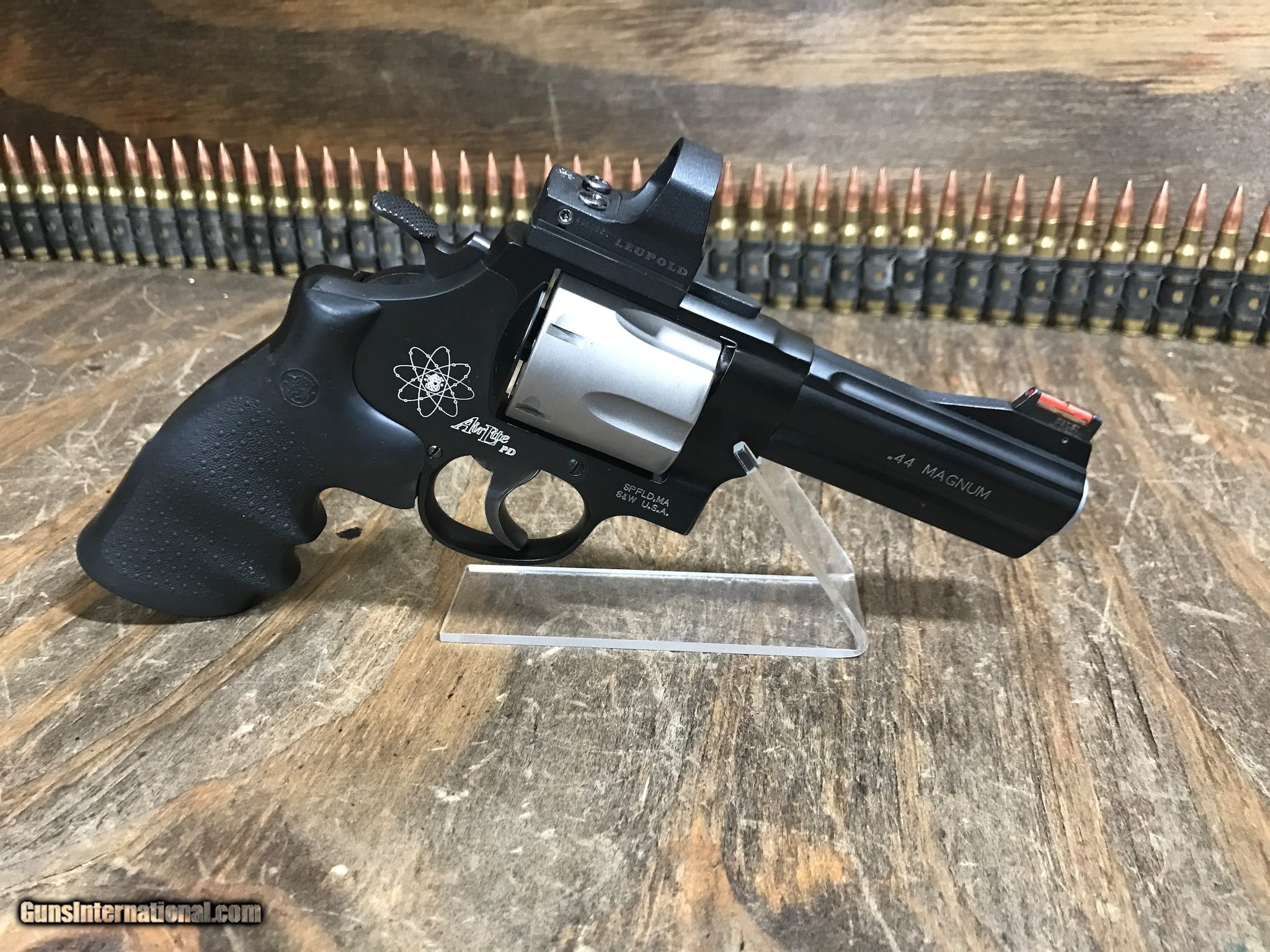 SMITH & WESSON 329 AIRLITE PD