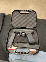 GLOCK 17
Gen 5 - 1 of 3