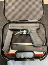 GLOCK 17
Gen 5 - 2 of 3