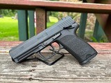 HECKLER & KOCH H&K USP 9MM w/ 2 Mags - 3 of 4