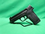 SMITH & WESSON M&P380 SHILED EZ M2.0 - 2 of 6