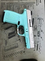 SMITH & WESSON S&W SD9 VE 9MM LUGER (9X19 PARA) - 1 of 1