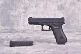 GLOCK 22 G22 Gen 3 Night w/ Sights - 1 of 4