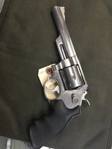 SMITH & WESSON 629 - 2 of 6