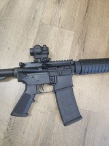 BUSHMASTER XM15-E2S w/ red dot 5.56X45MM NATO - 6 of 7