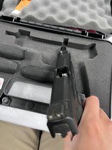 SMITH & WESSON M&P9 2.0 COMPACT 9MM LUGER (9X19 PARA) - 3 of 3