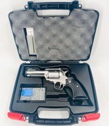 RUGER NEW MODEL SUPER BLACKHAWK STAINLESS - 1 of 7